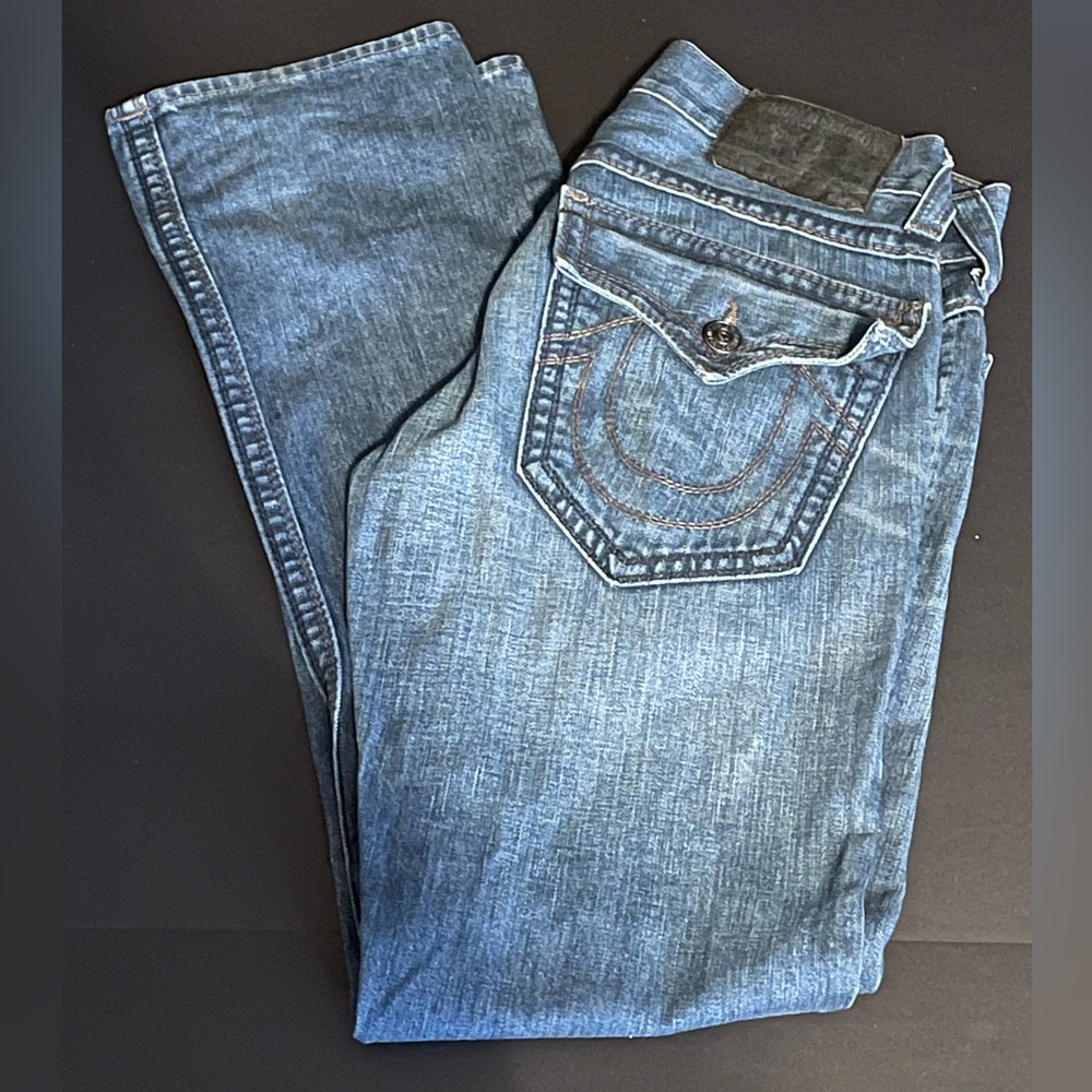 Very lightly worn True religion jeans. 
Tag says “Section Ricky QT” 29x34